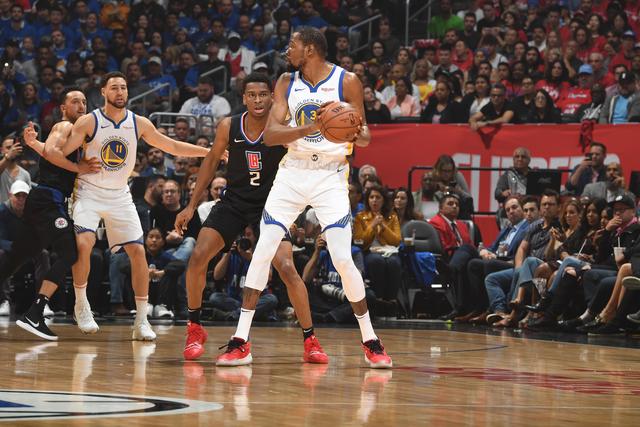 哈登26分库里空砍41分 快船逆转终结勇士5连胜