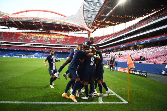 小萨三双詹姆斯18+13+9 国王常规赛横扫湖人